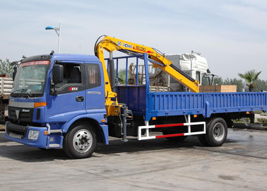 China De duurzame Vrachtwagen van de Gewrichtsboom zette Kraan op, heft de Draadkabel en verslaat 3200 kg op leverancier